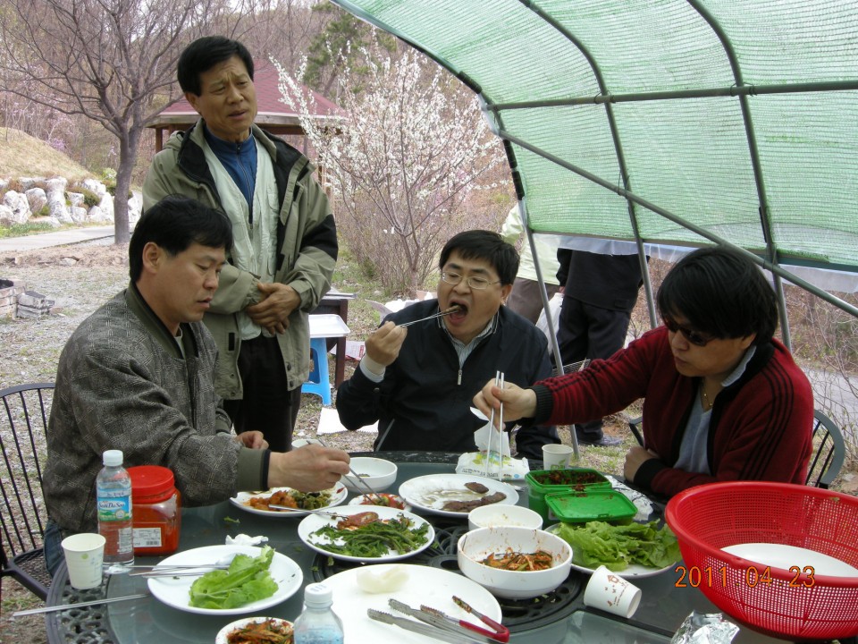 f4b3c27e8777f5f5c8f96e4500e0da53_1467350