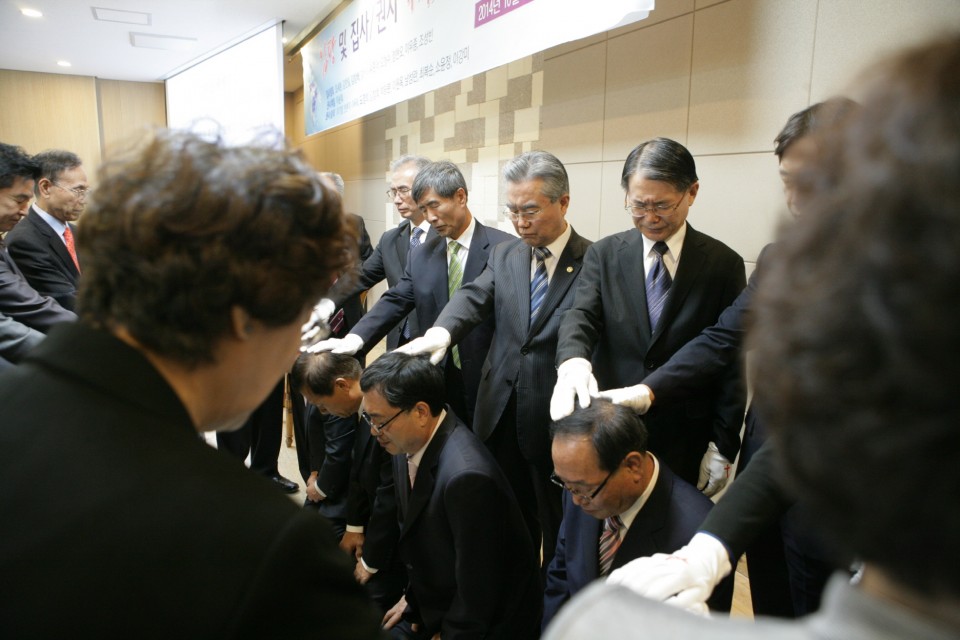 f4b3c27e8777f5f5c8f96e4500e0da53_1467357